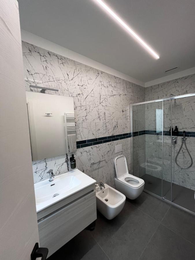 B&B A Due Passi Dal Mare Лідо-ді-Помпоза Екстер'єр фото