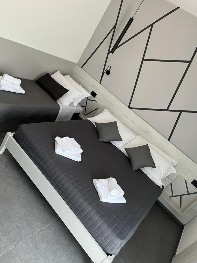B&B A Due Passi Dal Mare Лідо-ді-Помпоза Екстер'єр фото